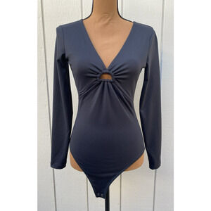 Abercrombie & Fitch Long-Sleeve Seamless Fabric Keyhole Bodysuit‎ Size S Black